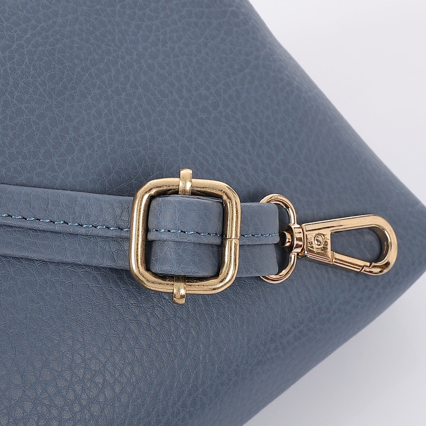 BELLA CLUTCH