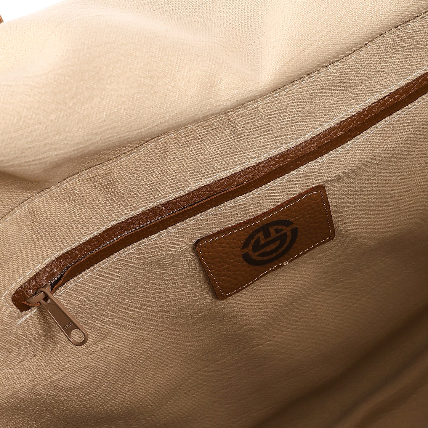 Suave Shoulder Bag