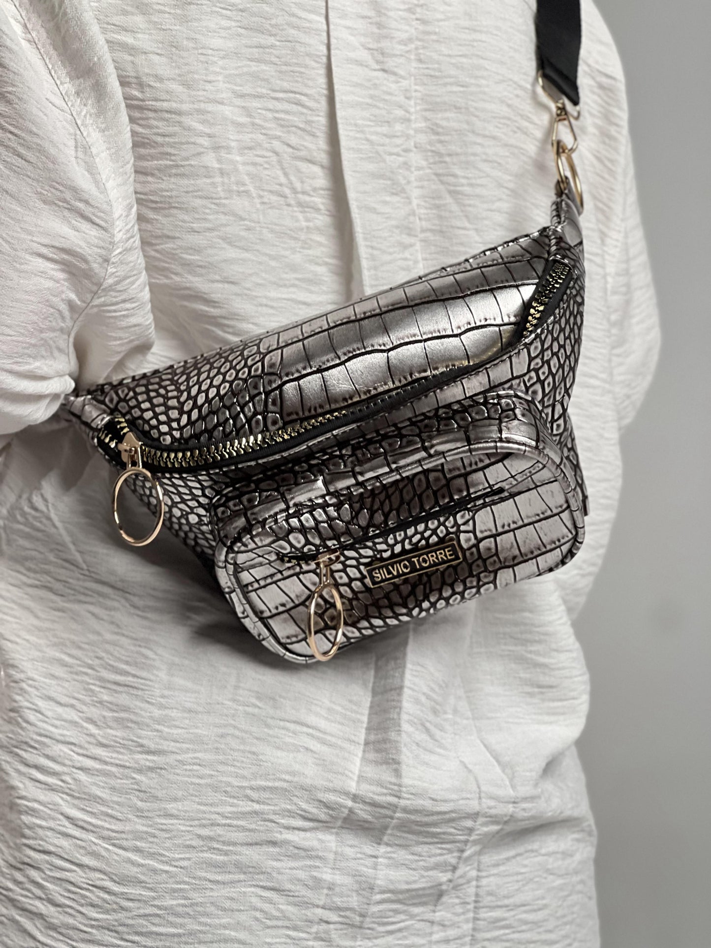 Shiny Snake Leather Super Ring Waist Bag