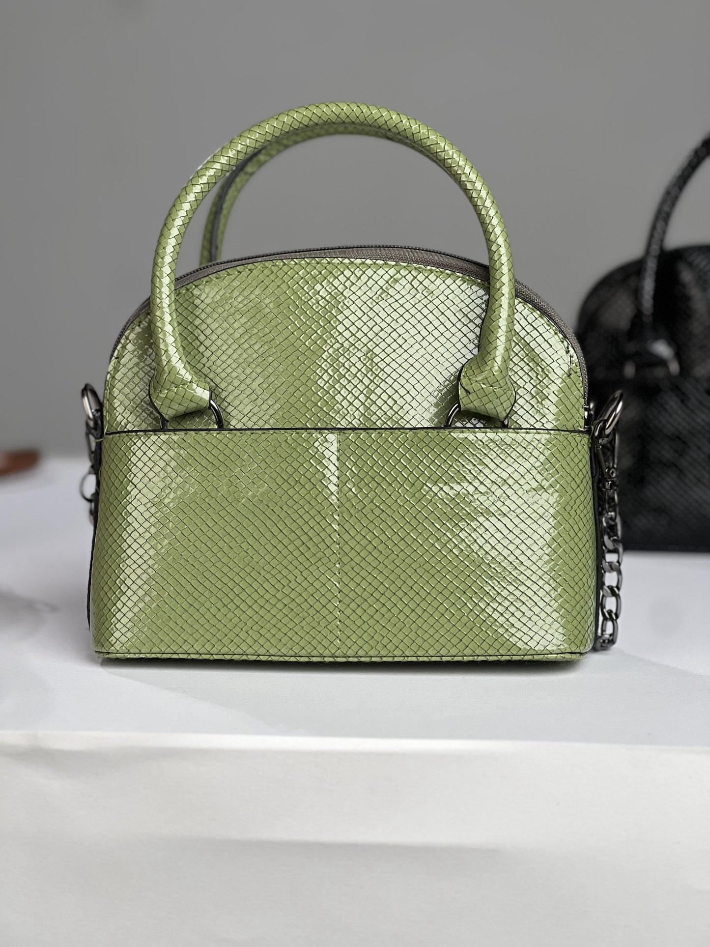 Vinile bag crossbody