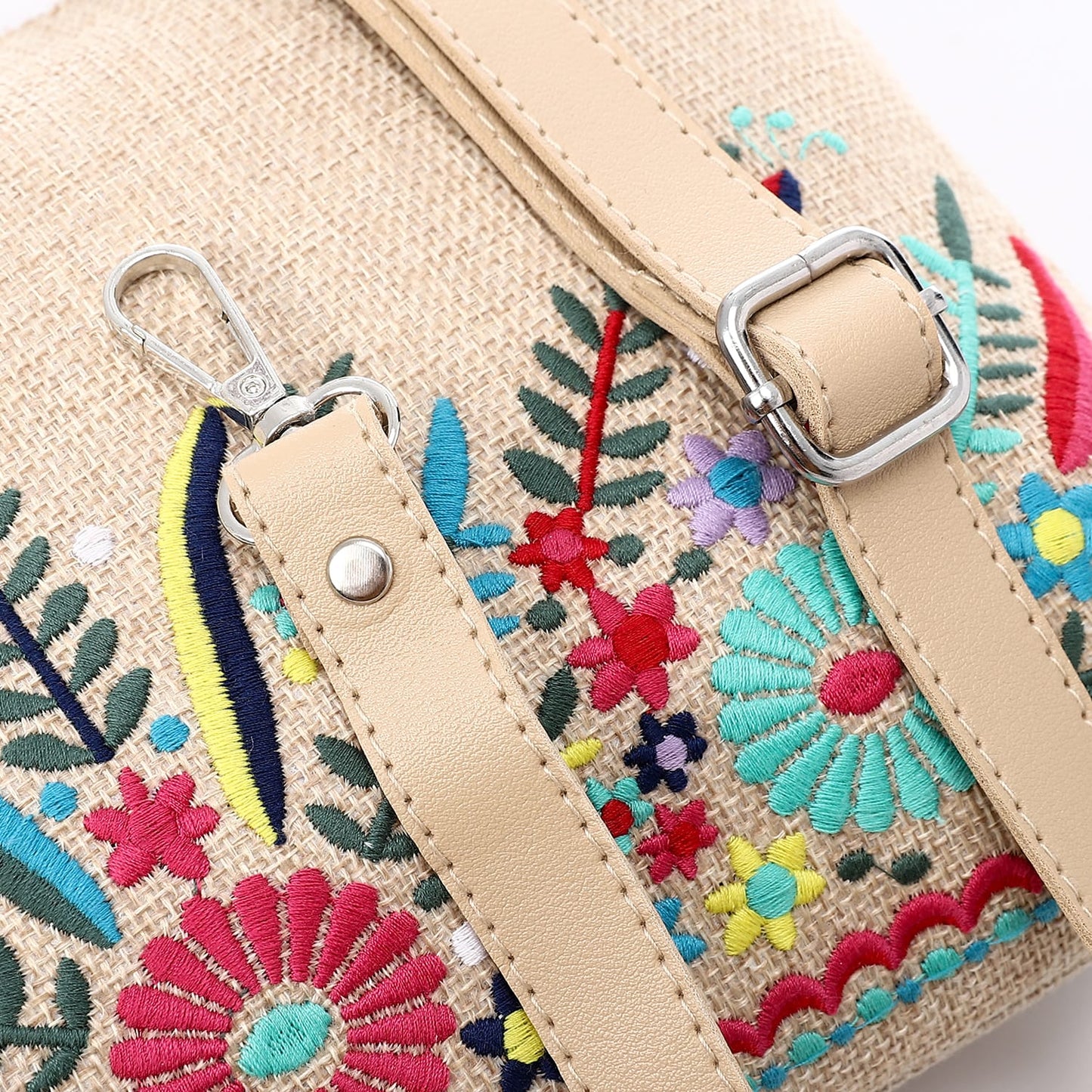 CLUTCH BAG WITH FLORAL DESIGN