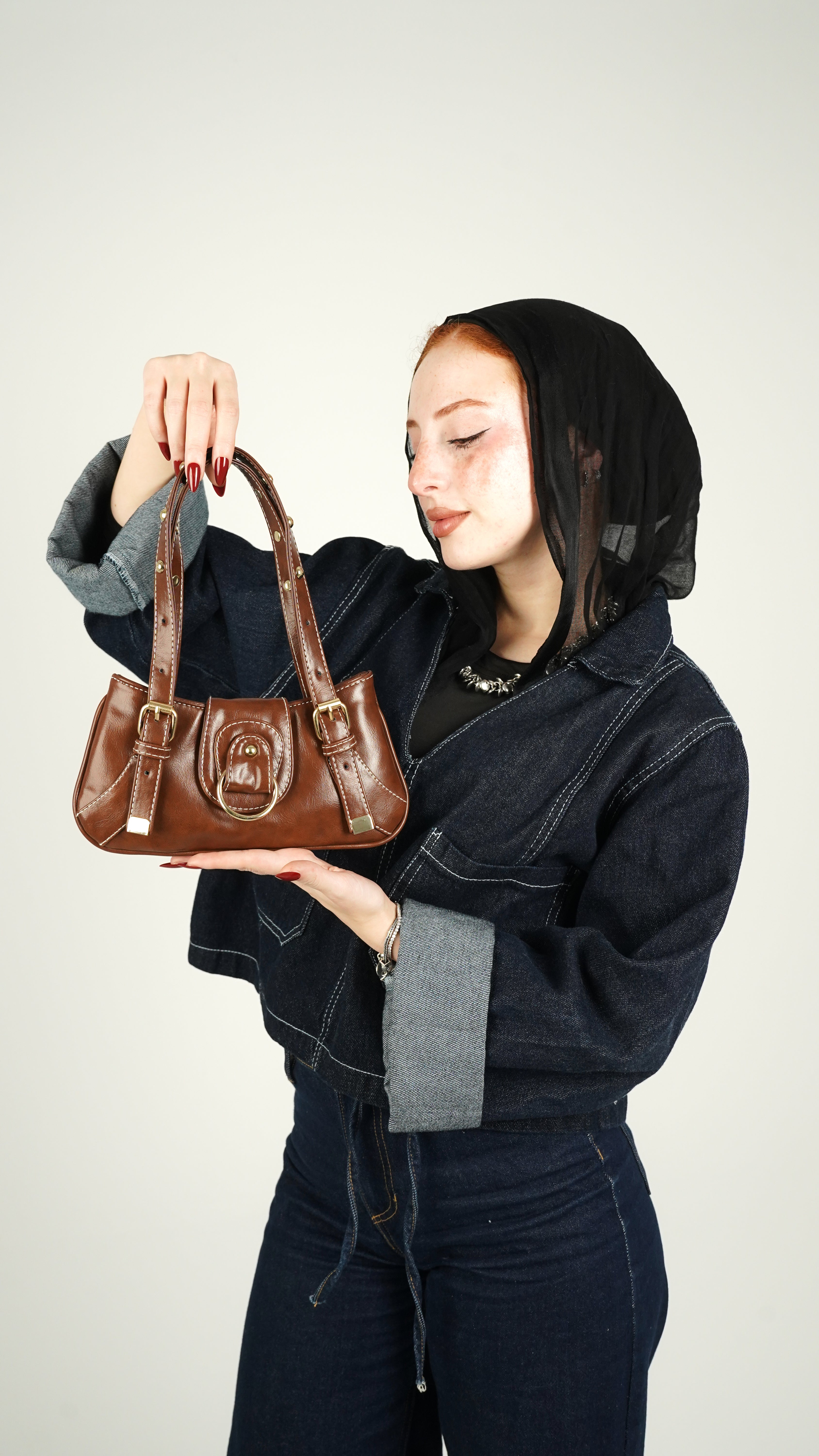 Lucia Verne leather