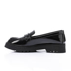 Tassel loafers in shinny black faux leather