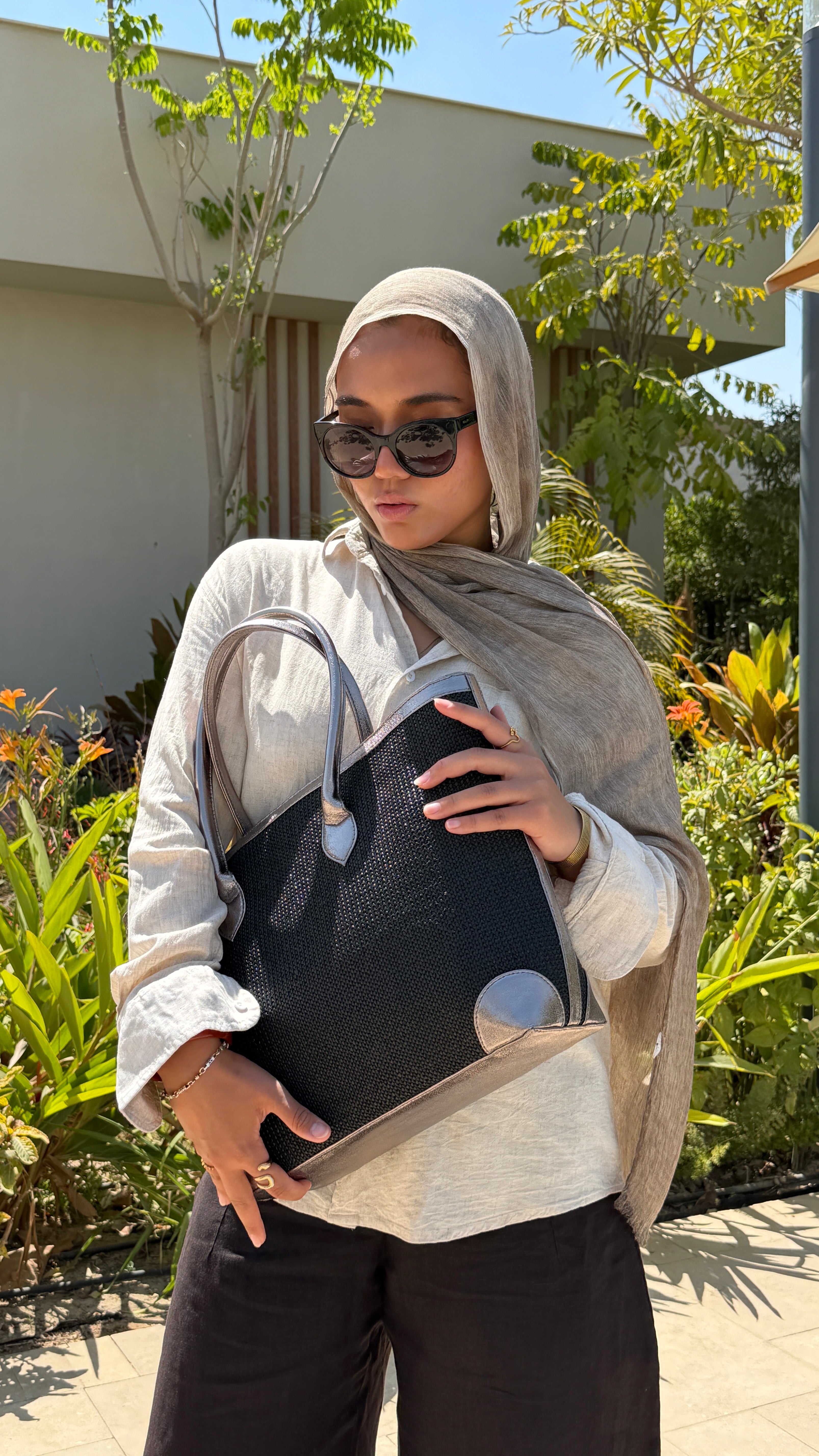 Zayed Tote