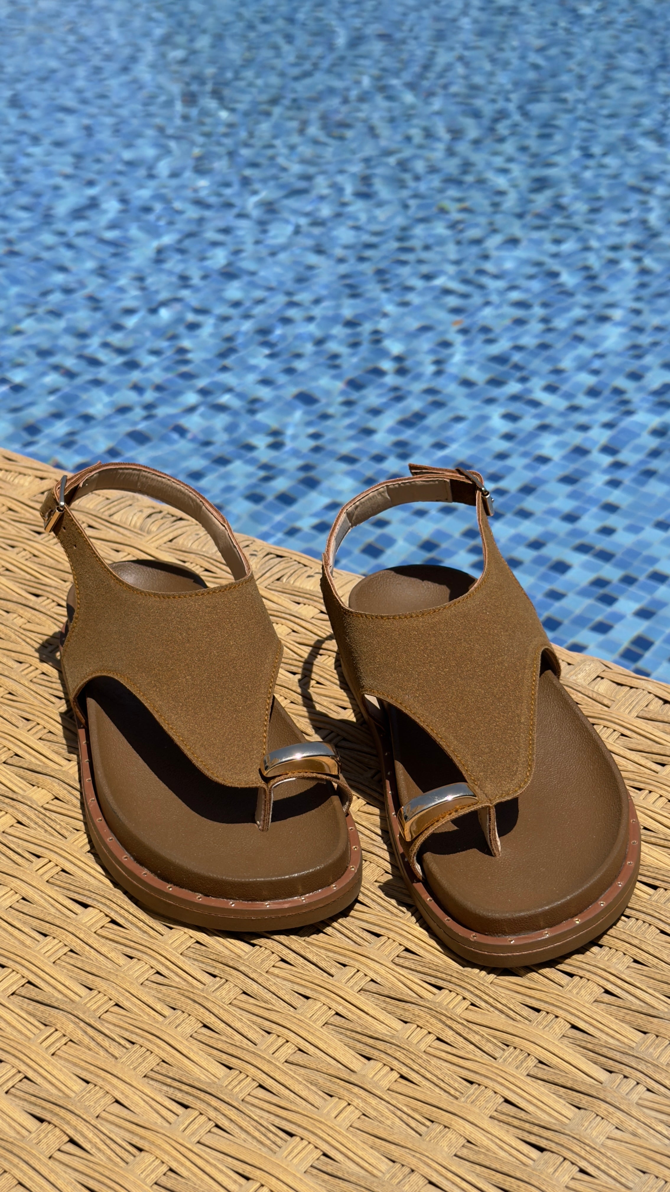 Alta Sandal
