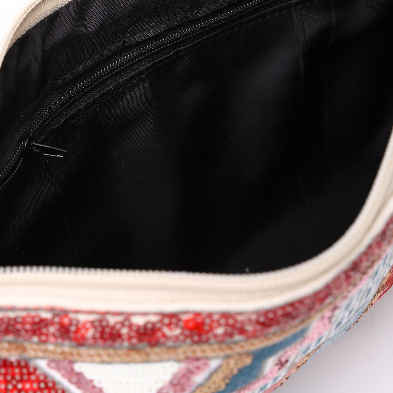 Clutch bag with studs