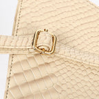 Triangle trendy essential hand bag