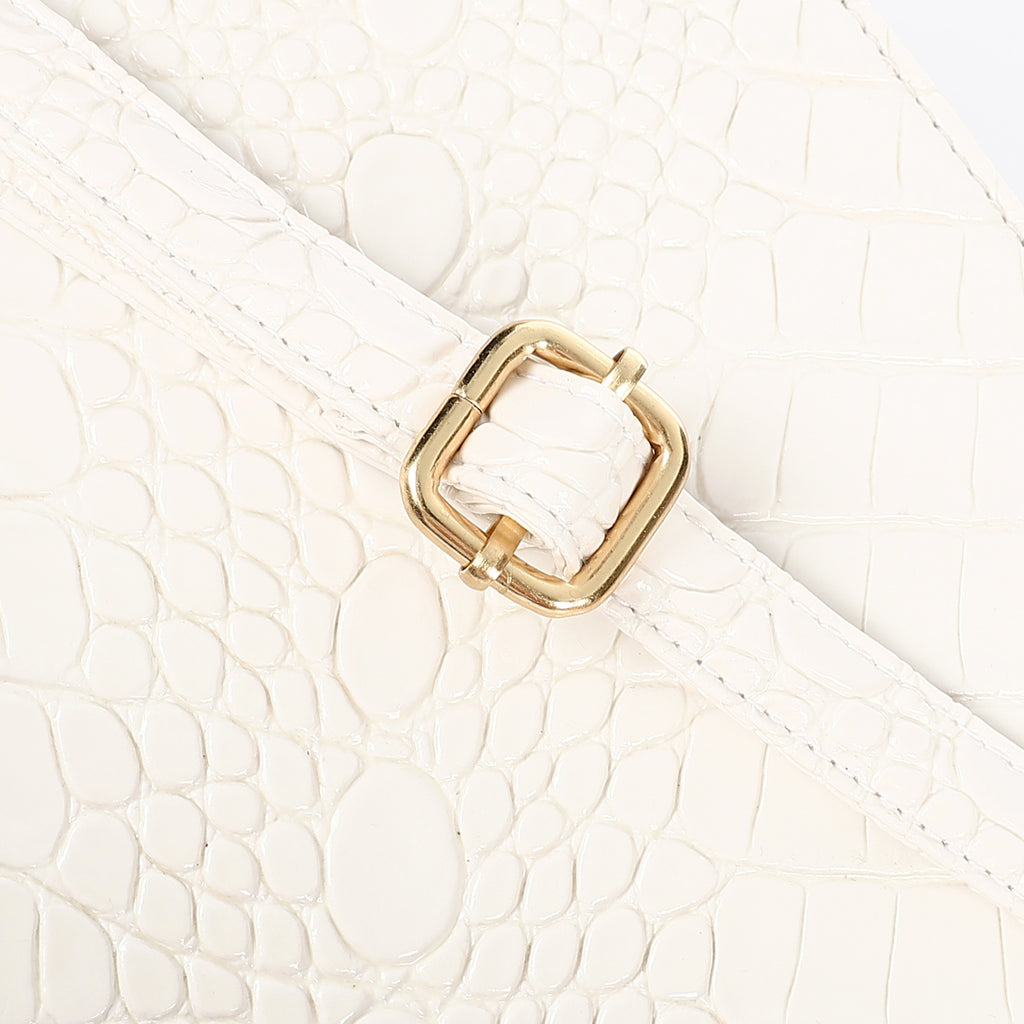 Triangle trendy essential hand bag